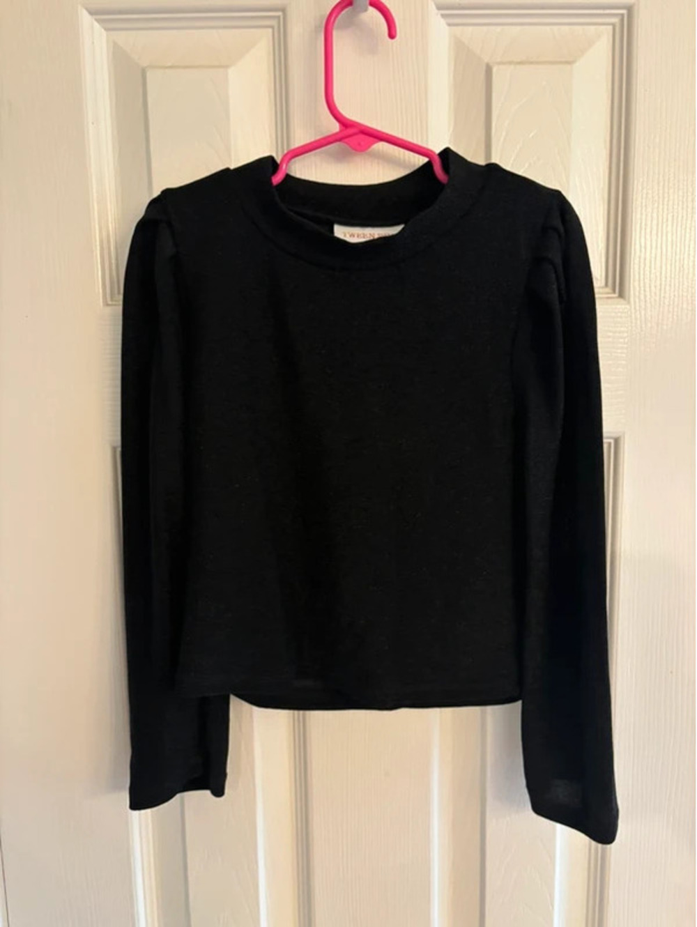 Tween Diva Juniors Size 7 Black Long Sleeve Puff Shoulder Top